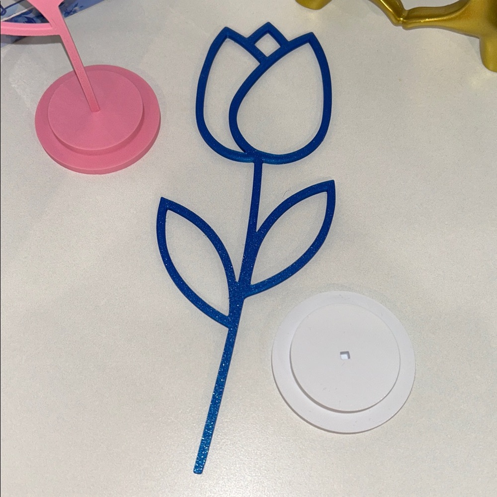 3D Printed Floral Tulip Decor - Picture 4 of 6